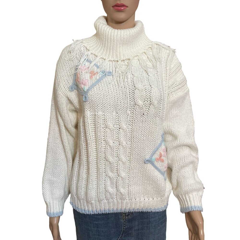 Colter Bay Vintage White Sweater Size Medium
